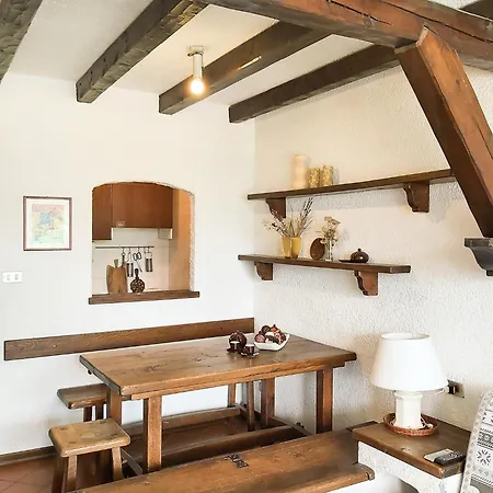 Hostdomus - Dandelion Daire *